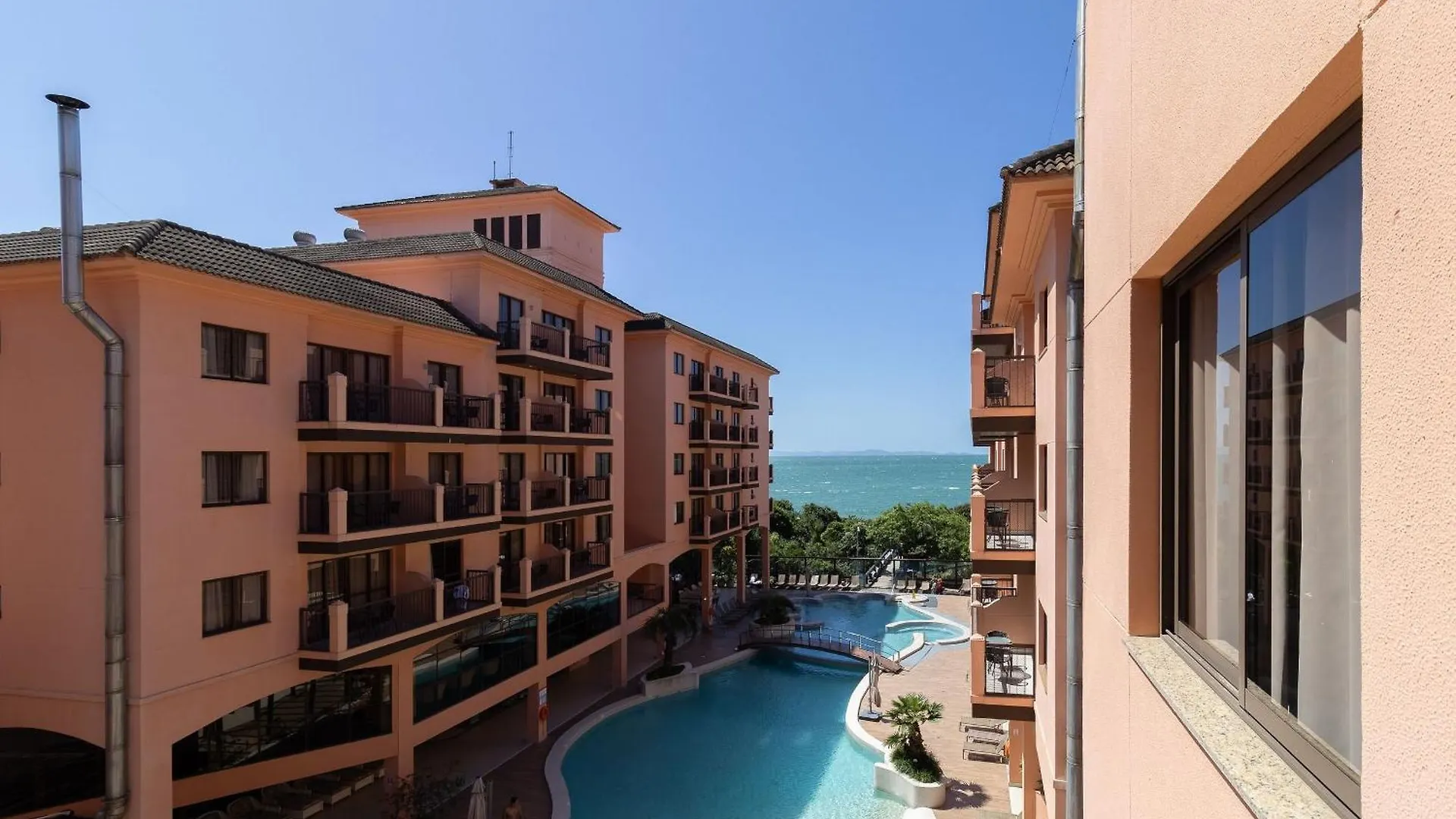 Resort pé na areia - Suítes JBVTOP Florianópolis