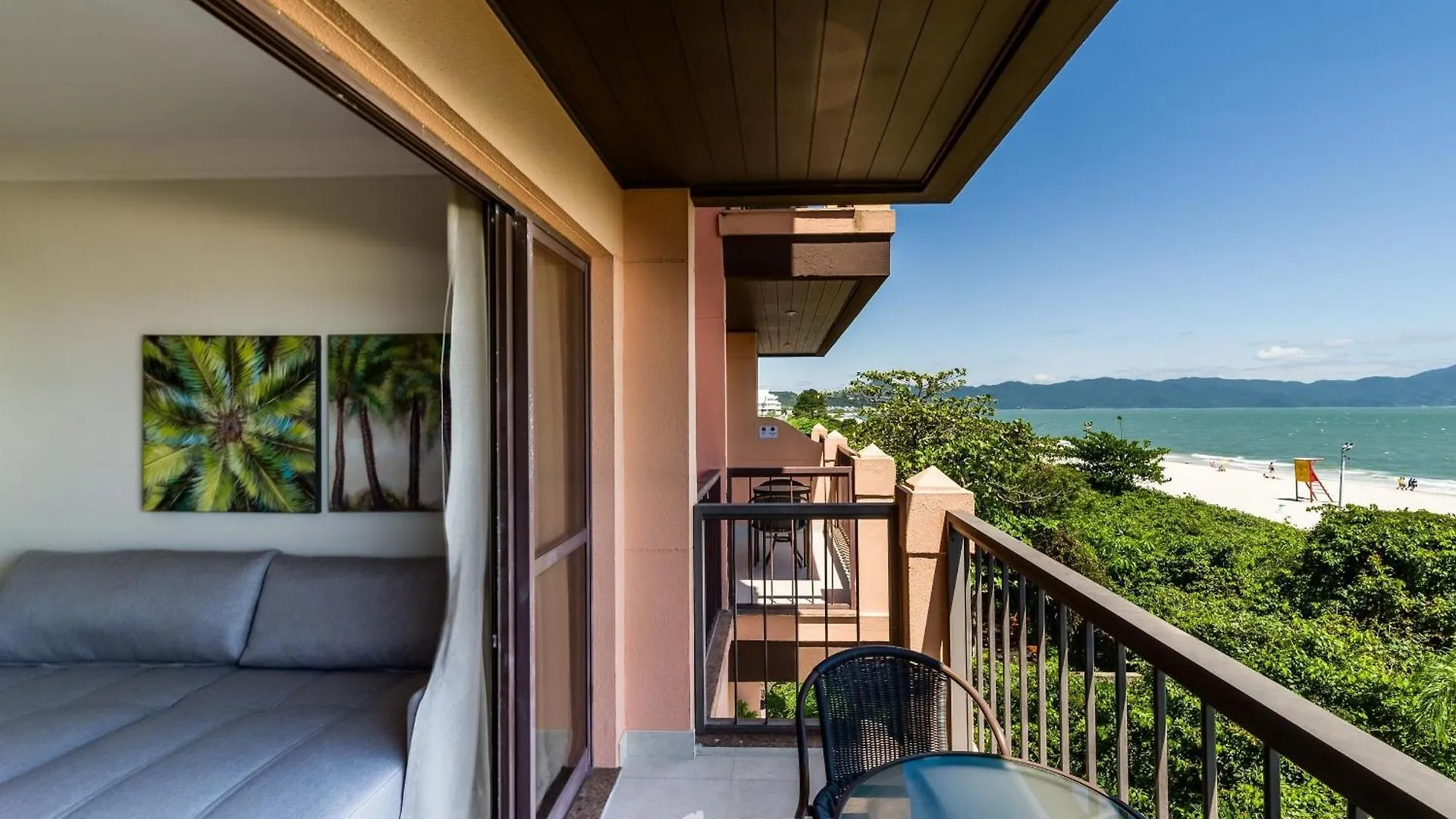 Resort pé na areia - Suítes JBVTOP Florianópolis