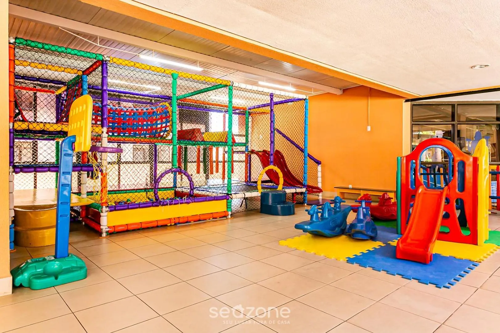 Resort pé na areia - Suítes JBVTOP Florianópolis