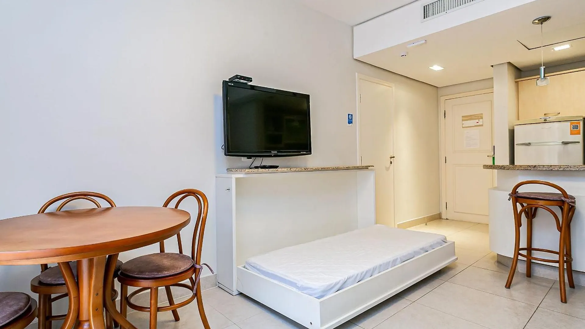 Resort pé na areia - Suítes JBVTOP Florianópolis Brasil