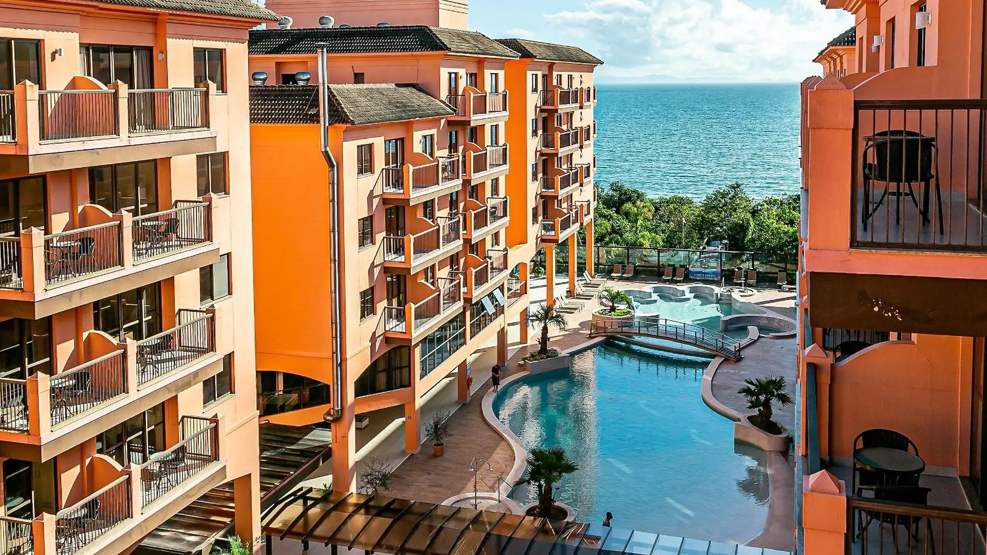 Resort pé na areia - Suítes JBVTOP Florianópolis Brasil