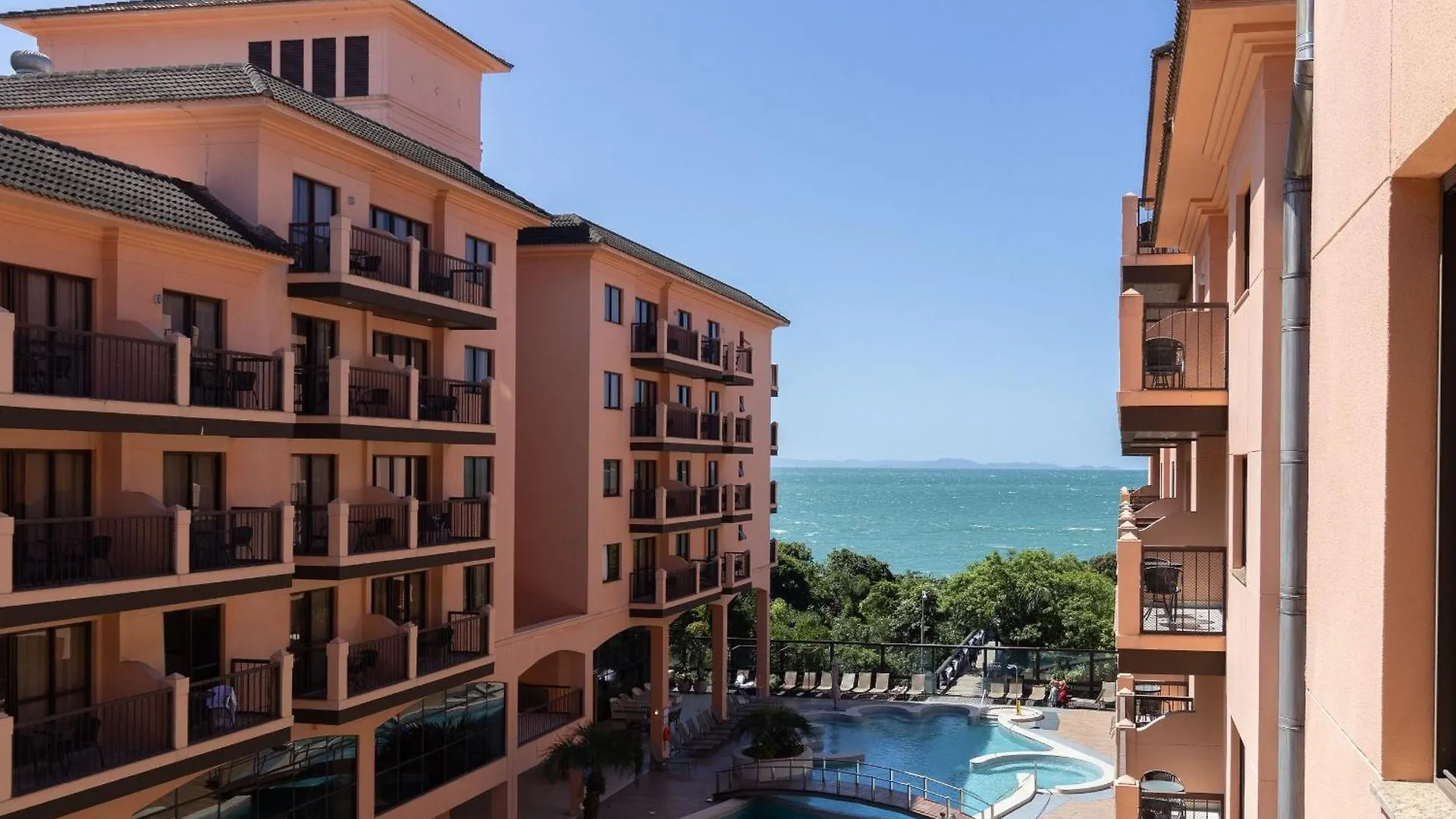 Resort Pe Na Areia - Suites Jbvtop Florianópolis 0*,  巴西
